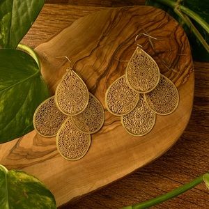 ECWO • FRANCESCAS Medalion Earrings